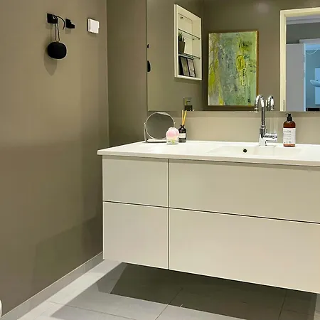 Spacious Flat With Balcony In Carlsberg Apartment Copenhagen